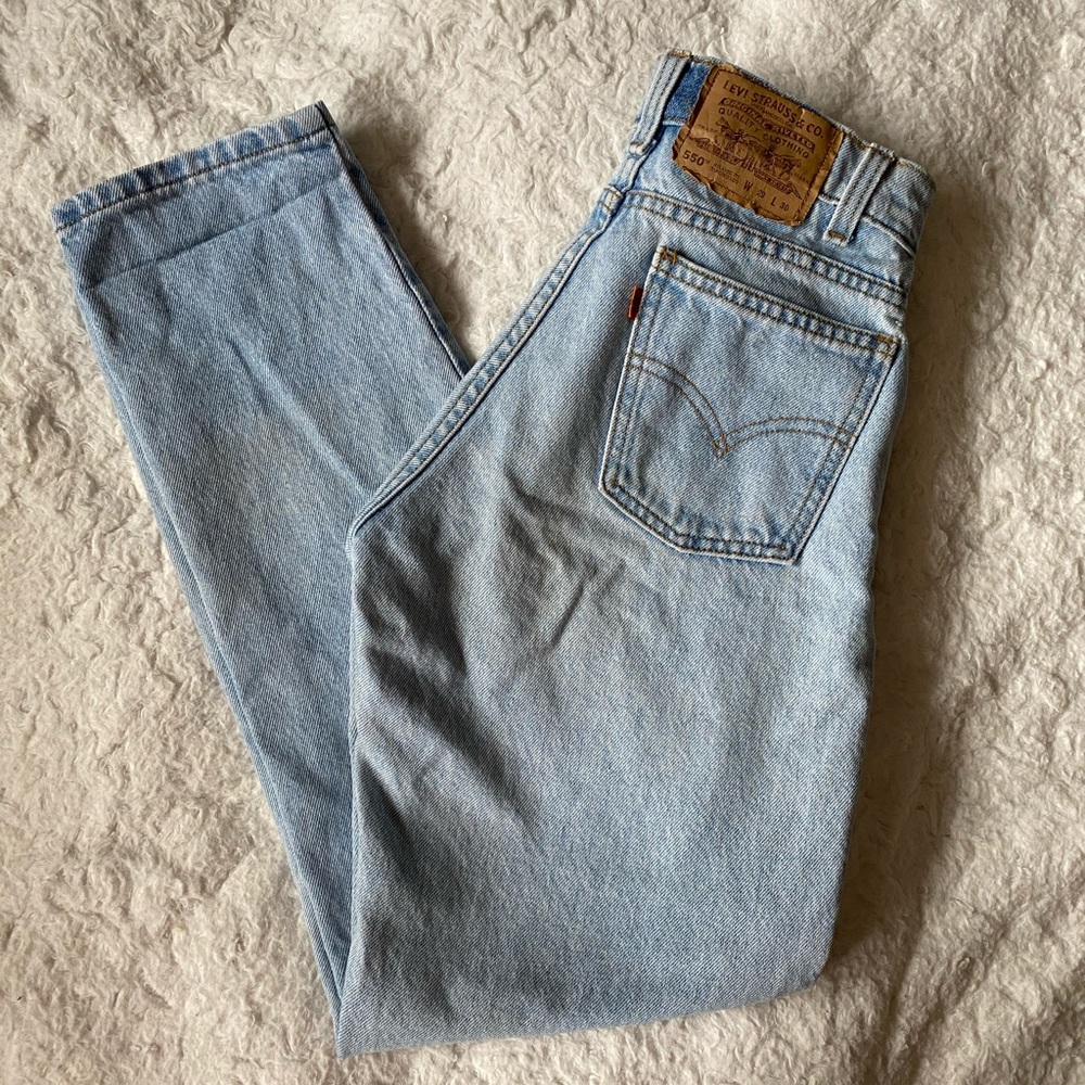 Levi’s 550 relaxed fit tapered leg mom jeans